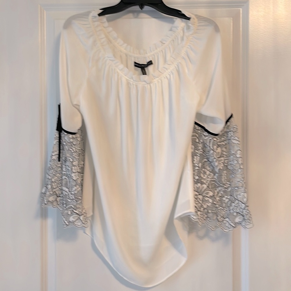 White House Black Market Bell sleeves lace accent blouse